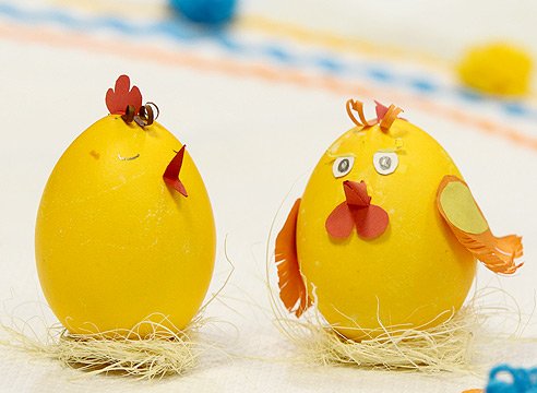  Фарбуємо яйця на великдень своїми руками. Як пофарбувати яйця до Великодня. Фарбовані яйця   основа великоднього столу, символ прихованої від очей життя.