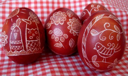 1427216006 prikrashannya yayec na velikden 4 Прикрашання яєць на Великдень: розмальовки на Великдень