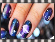  Космос (галактика) на нігтях