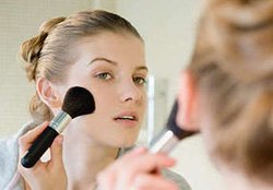  Як правильно зробити макіяж брів – поради від візажистів
