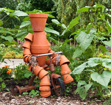  Створюємо вироби для саду і городу своїми руками: 5 оригінальних ідей
