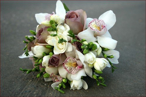  Весільний букет з орхідей