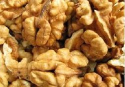  Волоський горіх: склад, користь і властивості волоського горіха