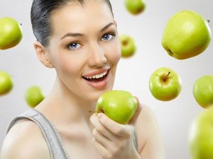  Які вітаміни містяться в яблуках? Скільки вітамінів знаходяться в яблуках і їх користь на організм людини