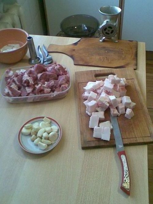  Як коптити домашню ковбасу