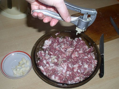  Як коптити домашню ковбасу