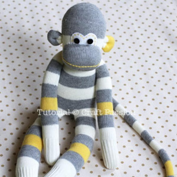 Іграшки з шкарпеток, робимо веселих мавпочок.