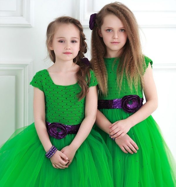 565ae248333f22cc8e4bb11ccd36bed4 Випускні сукні для дівчаток в дитячому саду: вибираємо пишність і довжину, спосіб крою і забарвлення