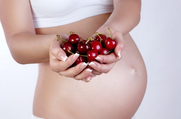 616051922be4a654e598f7805c1bcd4f Чи можна вживати черешню при вагітності. Корисні властивості ягоди