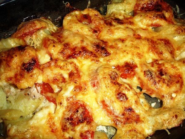c74c33963a18738fc8ebf38f8cf8bea6 Мясо по французьки в духовці – смачні рецепти з фото: з картоплею і без, з курятини, мяса індички, свинини, телятини і фаршу