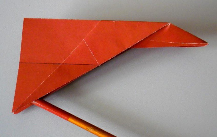 d48b3d9c0a37cbd24797b0001205ebdc Як зробити з паперу літак який літає 100 метрів