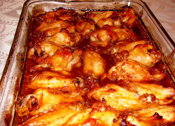d51a0216348863d8317cad68b6447cf9 Курячі крильця в духовці: як смачно приготувати, які рецепти з медовим, соєвим, гірчичним, сметанним маринадом і інші ідеї готування