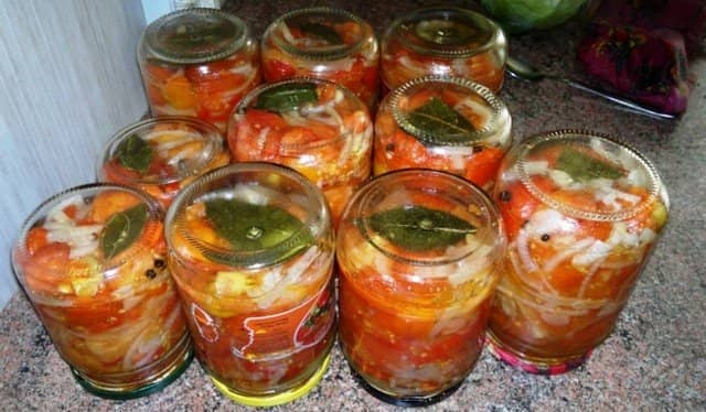 0d610f044af44499da954c85650f90aa Салат огірки помідори на зиму рецепти для будинку