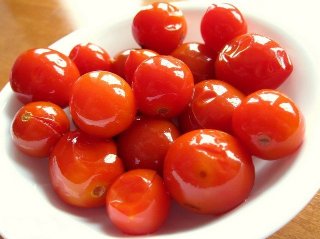 38b20e6f2d7dc850bf9f61b9023d7b65 Самі смачні мариновані помідори на зиму рецепти