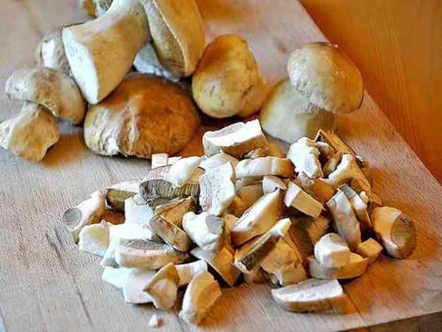 d156de09ad5e6adc0ee9c4c933189a18 Підбірка смачних рецептів маринування білих грибів на зиму