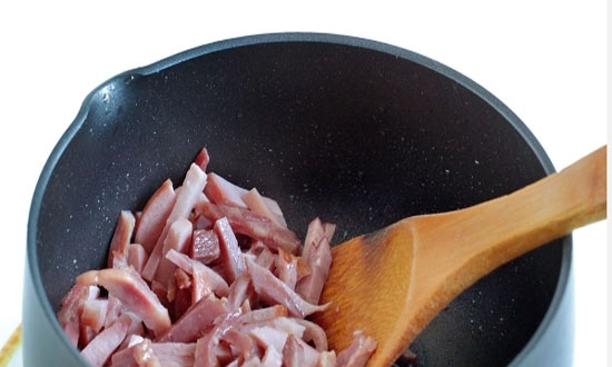  Прості рецепти смачною класичної збірної мясної солянки