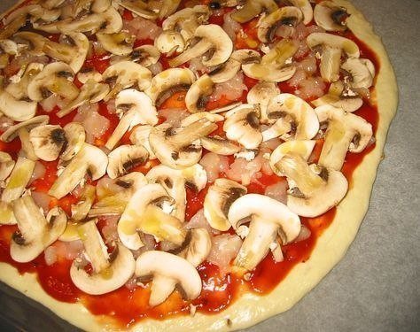 3e9de31eab75c11f11be3f5b2f82a235 Піца з куркою в духовці: різні начинки, ПП піца, рецепти з фото