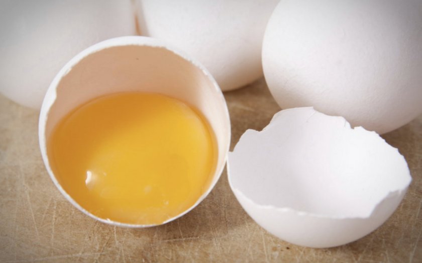 de1e44ecdd74a5e09a52720cbb42f686 Яйце куряче: калорійність вареного (яйця некруто), смаженого, сирого яйця, білка і жовтка, вага і хімічний склад