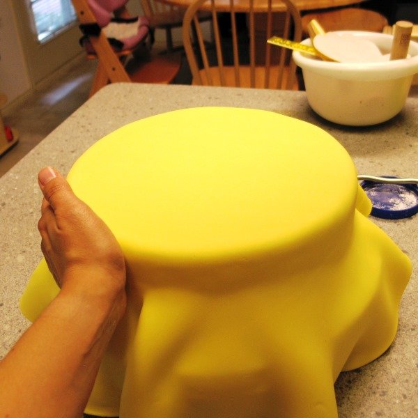 905cc79717dcc591174618d629a53765 Мастика для торта з фото: покроковий рецепт в домашніх умовах, ідеї отримання кольорової мастики