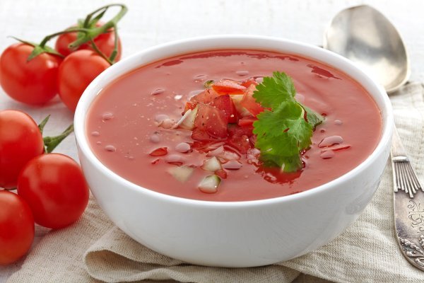 9c04a70dff2e7b098e5c81e7a2ecb503 Холодні супи на літо. Рецепти супу з томатів, буряка, огірка