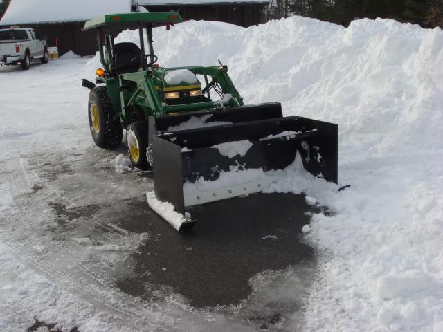 5bcb48159625202375eb1a39c0d3c036 Міні трактор для прибирання снігу