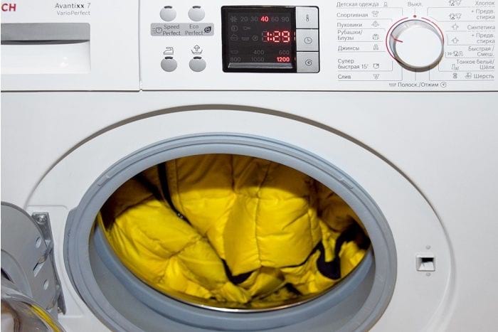 e20468e7f8391f78a1e1ee619ff13697 Як швидко висушити куртку після прання в домашніх умовах: основні правила