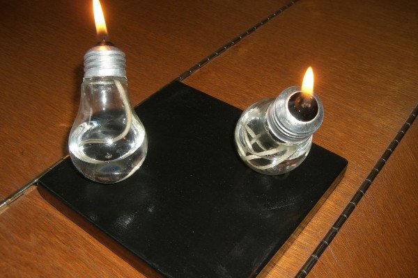 38a72b15a8ce669b55ddea12cc9a6a9e Як зробити свічку з перегорілої лампочки