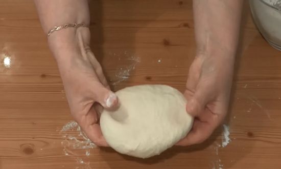  Дріжджове тісто для піци   5 рецептів тіста на сухих дріжджах