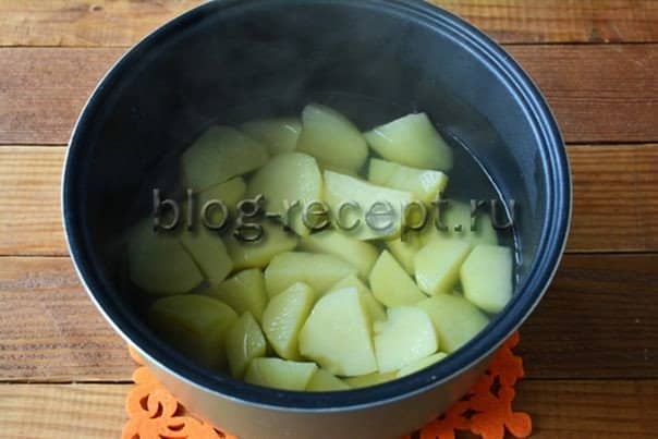 5a28077bce609c2d8157f9c0d0858bab Як приготувати картопляне пюре на молоці, вершках, на воді
