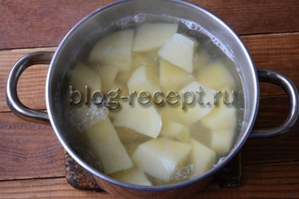 637b7e23a1e02c72ac8b52ae174b92e8 Як приготувати картопляне пюре на молоці, вершках, на воді
