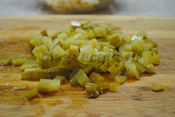 6ee982dcdb027f396f84b8116fa10410 Кілька рецептів вінегрету з квашеною капустою: з горошком, з оселедцем, з ковбасою і з квасолею