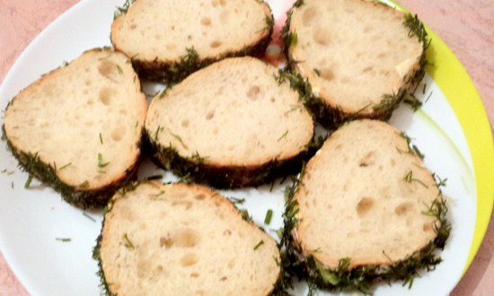  Смачні бутерброди з червоною ікрою на святковий стіл — прості рецепти приготування