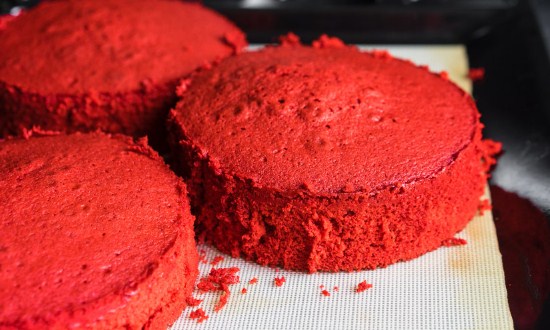  Як приготувати торт «Червоний оксамит» в домашніх умовах — 6 оригінальних рецептів