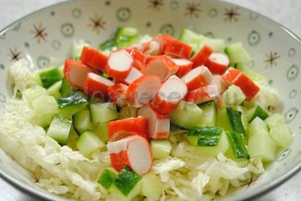 aa2bf57f0dd83d617dbdb65099c4984e Чотири рецепту салат з крабовими паличками і пекінською капустою