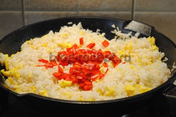 ed43f76e712116cea71f78a9bc3e5b06 Як приготувати рис з овочами по китайськи, японською або тайськи