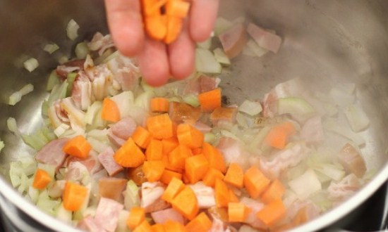  Рецепти смачного домашнього горохового супу з копченою ковбасою