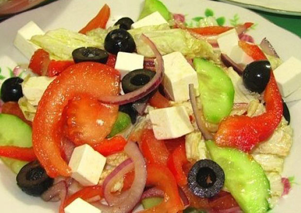  Як приготувати грецький салат в домашніх умовах — рецепти класичного салату і соусів