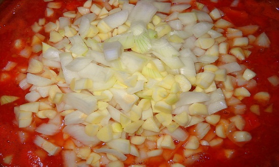 Як приготувати лечо з кабачків і болгарського перцю на зиму без стерилізації