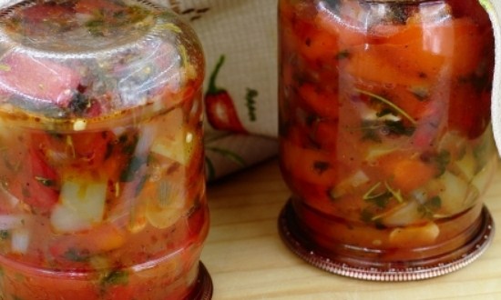  Як приготувати лечо з перцю і помідорів на зиму — 7 простих рецептів