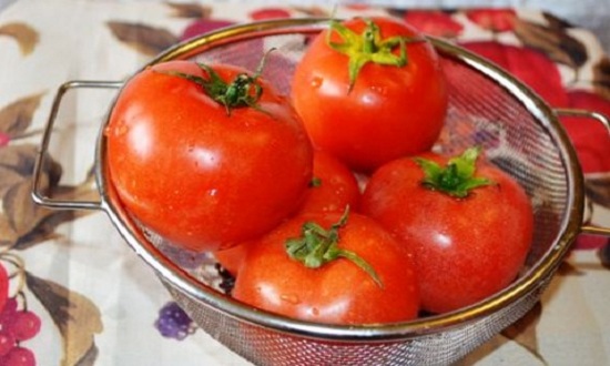  Малосольні помідори — рецепти швидкого приготування
