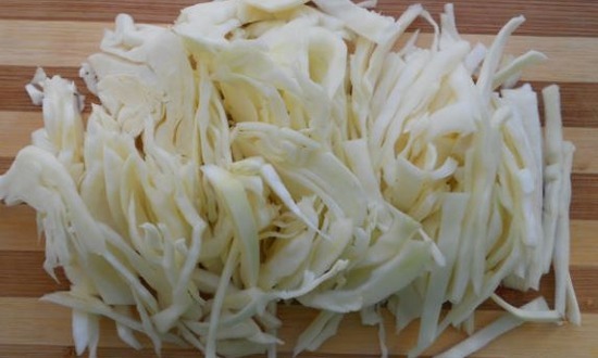  Смачні щі з свіжої капусти — готуємо з простим кращим рецептами