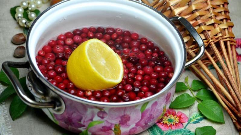 varene iz klyukvy na zimu: prostojj recept prigotovleniya254 Варення з журавлини на зиму: простий рецепт приготування