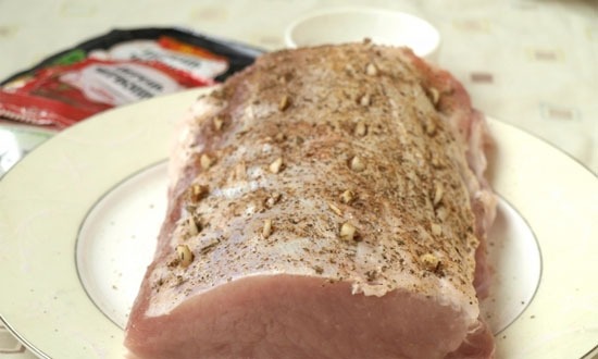  Буженина з свинини в духовці у фользі — рецепти дуже смачною домашньою буженини