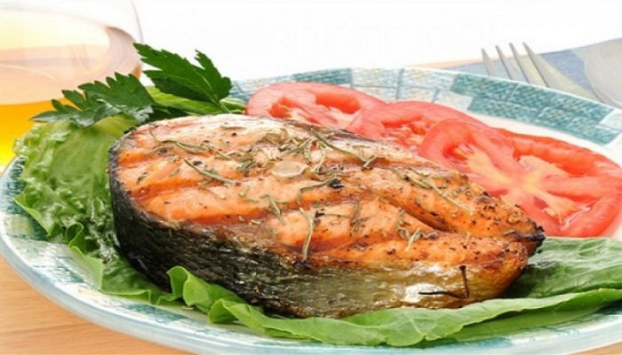  Як приготувати лосось в духовці, щоб риба була соковитою і мякою