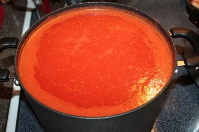 08abd499312b81f65c51391f4384f787 Томатний сік у домашніх умовах — як приготувати дуже смачний сік з помідорів на зиму