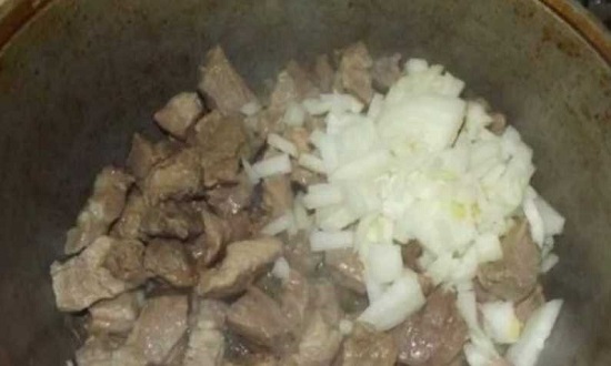  Тушкована картопля з мясом — покрокові рецепти приготування