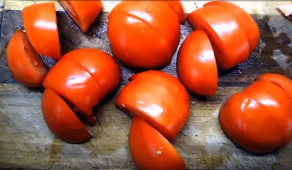5bc30420ad63dc8e03437762d5a7aab4 Томатний сік у домашніх умовах — як приготувати дуже смачний сік з помідорів на зиму