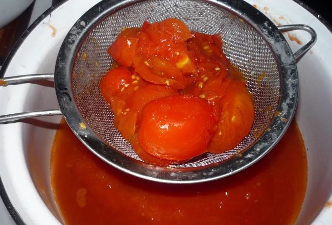 7366d523102def037c4fcceee8de2118 Томатний сік у домашніх умовах — як приготувати дуже смачний сік з помідорів на зиму