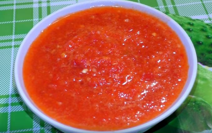 9496123247f2a58c5f4f10381456e548 Гострий соус з помідор без варіння на зиму. 7 класичних рецептів приготування хренодера з хріном