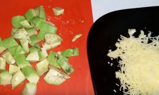  Рецепти салату з креветками та авокадо — 6 дуже смачних салатів